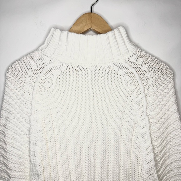Free People Sweetheart White Mock Neck Thick Knit Sweater Size Small High Low - Picture 7 of 11